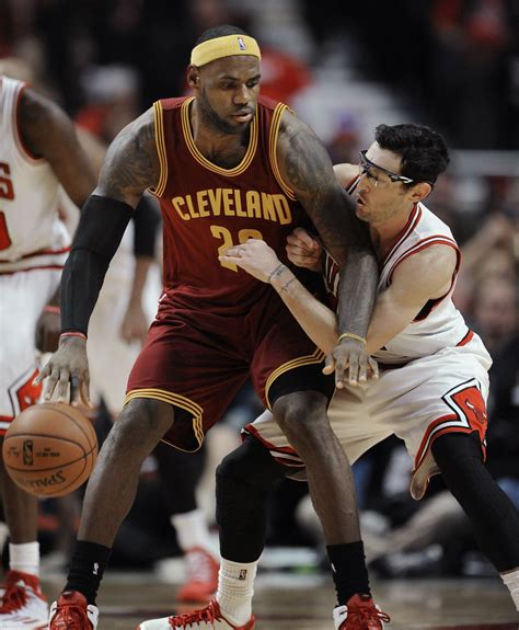 Lebron james ретвитнул(а) los angeles sparks. LeBron James, Cleveland Cavaliers turned offense inward ...