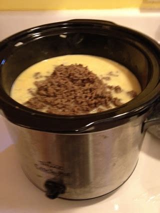 Make the soup in the morning, and enjoy warm cheeseburger soup for dinner. MyFridgeFood - Crockpot Cheeseburger Soup