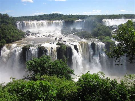 Enjoy Amazing Views Of Iguazu Falls