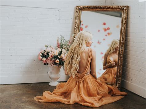 Dreamy Hair And Beauty Hacks With Amber Fillerup Clark Of Barefoot