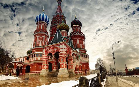 Snow In Moscow St Basils Cathedral Wallpapers And Images Wallpapers
