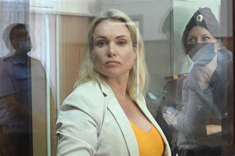 Marina Ovsyannikova Russian Tv Protester Goes On The Run Insisting She