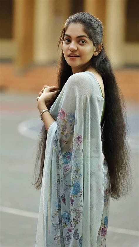 Beautiful Long Hair Gorgeous Hair Beautiful Saree Beautiful Ladies Simply Beautiful