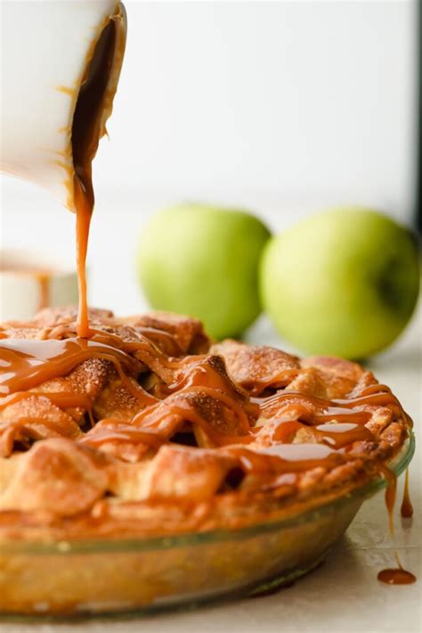 Caramel Apple Pie Yummy Recipe