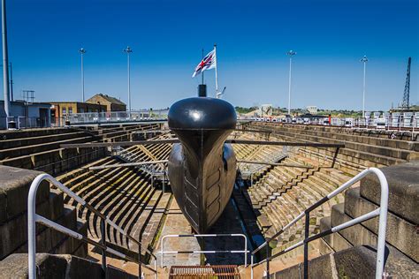 Family Visit to The Historic Dockyard Chatham | lastminute.com
