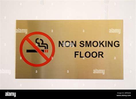 No Smoking Sign Hotel High Resolution Stock Photography And Images Alamy