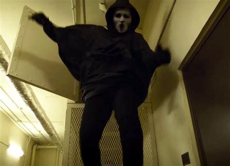 scream halloween special trailer teases mash up murderer 15 min