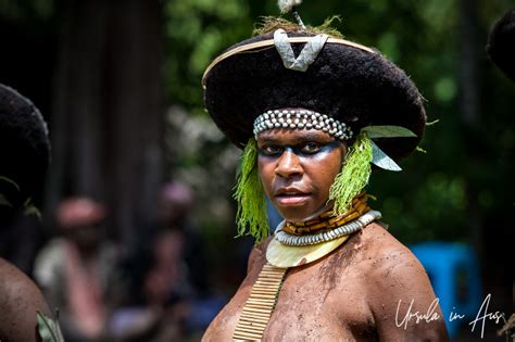 Big Hats And Small Drums The Engan Women Of Papua New Guinea Ursula