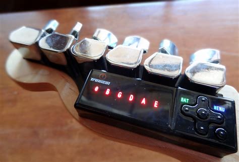 Tronicaltune A Robot Tuner For Almost Any Guitar Hands On Guitar