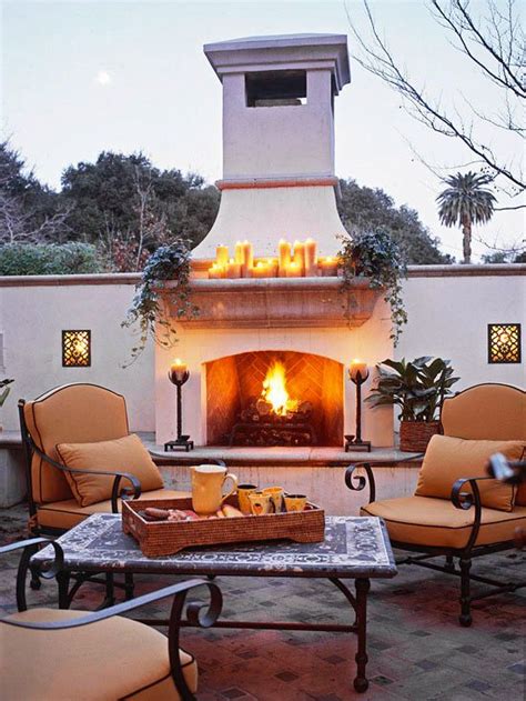 16 Fabulous Outdoor Fireplaces Better Homes And Gardens