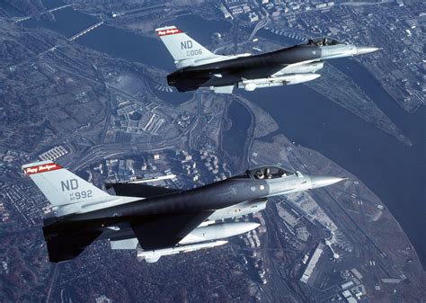 Plane F 16a Fighting Falcon