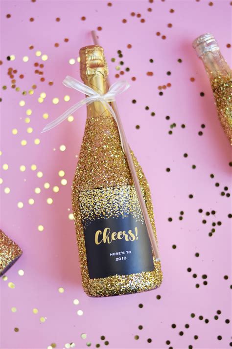 How To Make Giant Glitter Champagne Bottles Giant Bottle Straws To