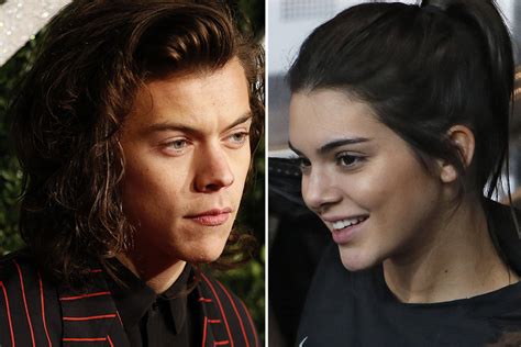 Harry Styles And Kendall Jenners Private Holiday Photos Leaked On Twitter