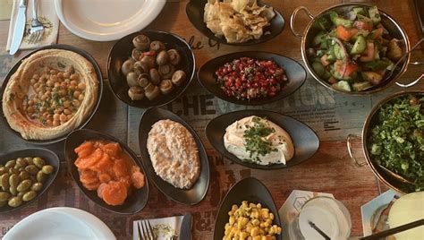 Popular Israeli Food 35 Famous Israeli Dishes And Drinks Of Israeli Cuisine