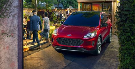 All New Redesigned Ford Escape Brings Style Substance And 2 Hybrid