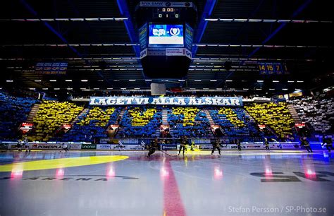 Hv71's blue line is responsible for 17 of the team's 97 goals so far this season and they're shining as playmakers. Media: HV71-FBK - Northbanks.se