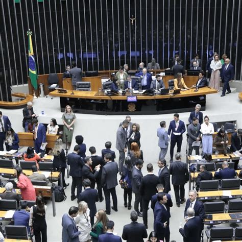 C Mara Aprova Urg Ncia E Vota Hoje Projeto Que Regulamenta A Reforma