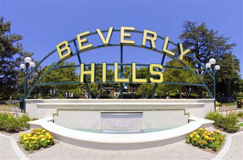 Hey good lookin'! | Beverly hills sign, Los angeles beverly hills, Beverly