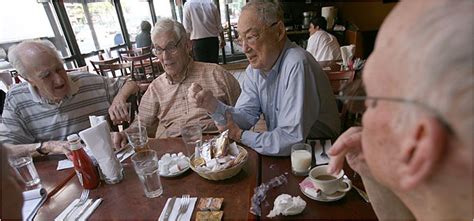 For Retirees Dining And Lively Debates The New York Times