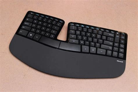 Microsoft Sculpt Ergonomic Keyboard Review Smart Design Steep Learning Curve Gigarefurb