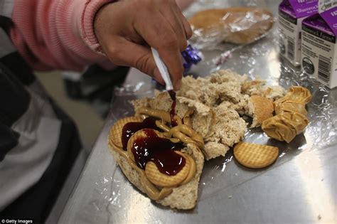 Christmas On The Inside Americas Worst Prison Food Daily Mail Online