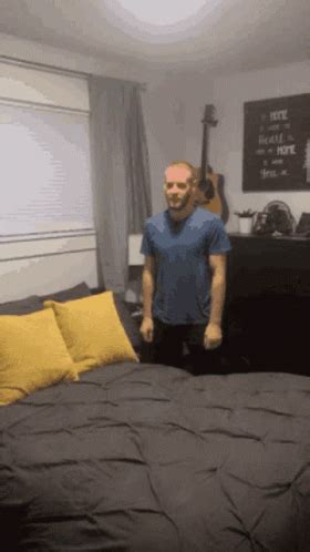 Bed Gif Bed Discover Share Gifs