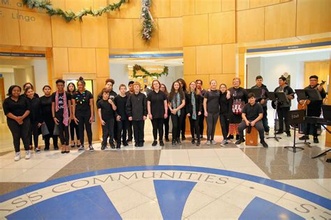 Topeka And Shawnee County Public Library Continues Its Holiday Concerts