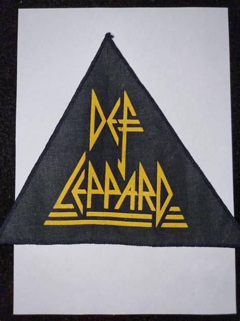 Def Leppard Logo Triangle Original Vintage 80s Prin Gem