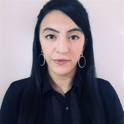 Mayra Alejandra R Property Marketing Assistant Colliers Linkedin