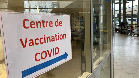 To access the vaccination centre, enter by door 4, located at the back of the building. Coronavirus : où se trouvent les premiers centres de ...