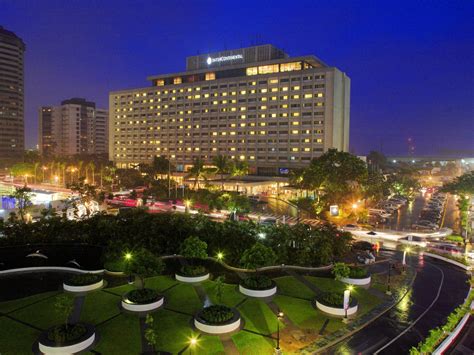 Intercontinental Manila Is A Landmark Hotel In The Philippines Premier