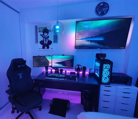 Allowing you to declutter and keep your gaming room tidy for those gamers who can play for hours on end, remembering to stay hydrated can be a challenge. Video game bedroom setup ideas in 2020 | Bedroom setup ...