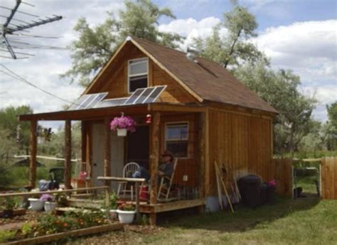 4 Amazing Tiny Houses And Log Cabins Under 10k Tiny House Tiny House