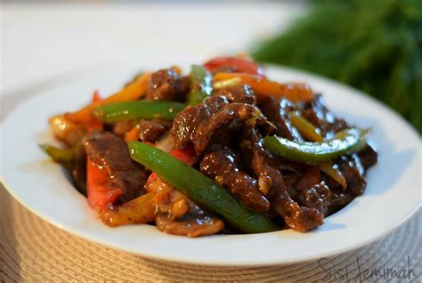 Add a small glass of red wine and a tablespoon each of dark brown sugar and balsamic vinegar. Shredded Beef Sauce - Sisi Jemimah