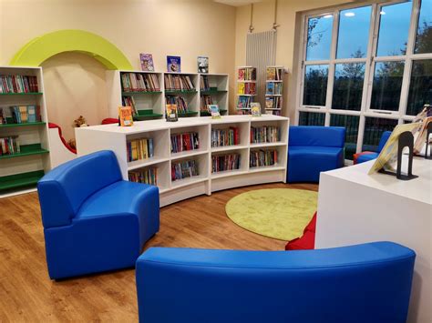 Heckmondwike Primary School Library Design Case Study Peters