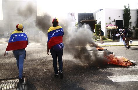 Todas las noticias sobre manifestaciones publicadas en el país. MANIFESTACIONES EN MARACAIBO - LaPatilla.com