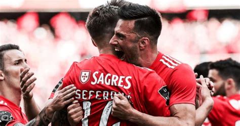 Benfica Goleia O Santa Clara E Conquista O T Tulo Portugu S