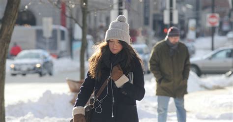 7 Chilling Ways Cold Weather Affects Your Health From Sex To Sleep