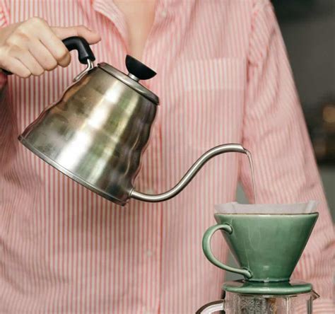 How To Brew Pour Over Coffee Beginners Guide