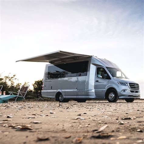 Mercedes Benz Sprinter Airstream Touring Coaches Roll With The Best