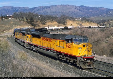 Up 8521 Union Pacific Emd Sd90mac H At Cable California By Mike