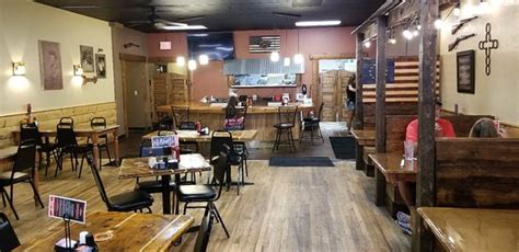 Shooters Grill Rifle Restaurant Reviews Photos And Phone Number