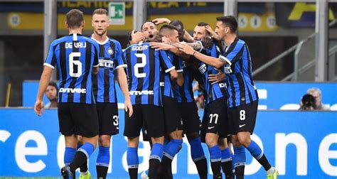 Inter milan will play in the champions league for the first time since 2012 next season after claiming a dramatic win at lazio. Inter Milan - Lazio : les Intéristes imbattables