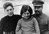 biography : Joseph Stalin family