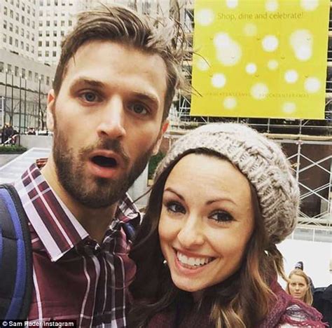 Youtube Couple Sam Rader And Wife Nia Film The Final Stages Of Their