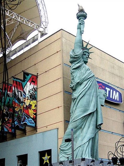 Statue Of Liberty Model New York City Landmark Small Replica Ornament