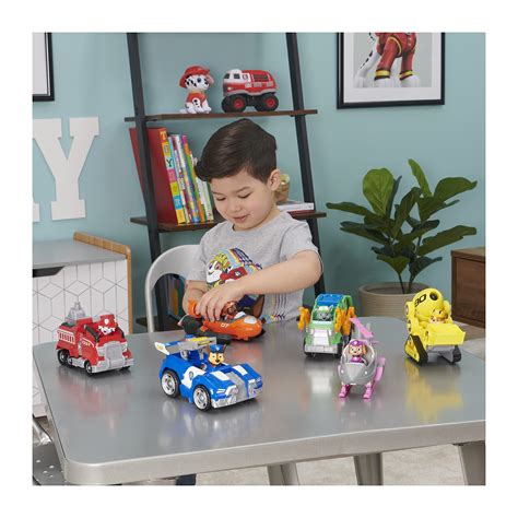 Paw Patrol Chases Deluxe Movie Transforming Toy Car With Collectible