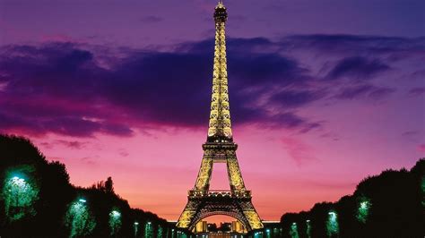 Featuring the most famous street in paris, this district is strongly linked to napoleon's rise and france's dark years of revolution. Paris, France Travel Guide 2017 - Top 10 Things To Do ...