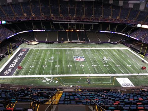 Wählen sie aus erstklassigen inhalten zum thema football feld in höchster qualität. Wie Gross ist das Spielfeld beim American Football - Wie ...