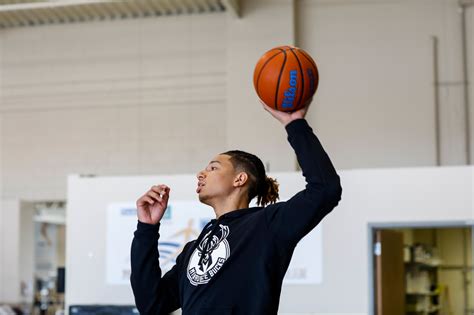 D.J. Wilson Visits Patients At The Froedtert & MCW Sports Medicine